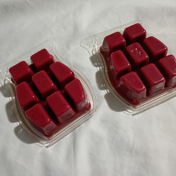 Scentsy Bar SNO-LEIL 3.2 oz Authentic(Set of 2) scented wax - Picture 3 of 3